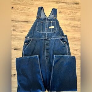 VINTAGE 70s BIG MAC Square Bak Blue Denim Work Overalls. Size 44 x 30.